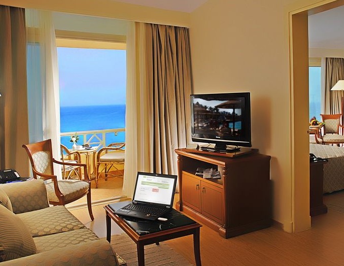 Mediterranean Azur Hotel 3